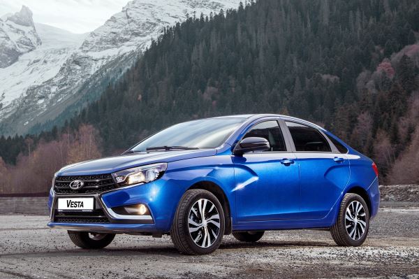 Новая Lada Vesta FL: что о ней думают автомобилисты