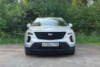 Тест-драйв Cadillac XT4