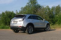 Тест-драйв Cadillac XT4