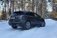 Тест-драйв Cadillac XT5