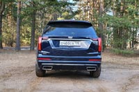 Тест-драйв Cadillac XT6