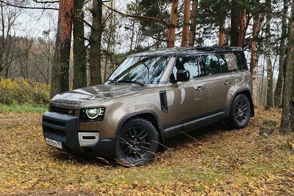 Тест-драйв Land Rover Defender 110