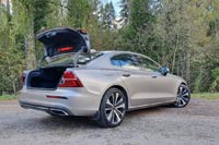 Тест-драйв Volvo S60