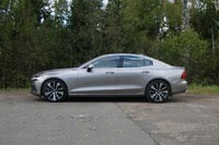 Тест-драйв Volvo S60