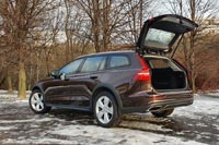 Тест-драйв Volvo V60 Cross Country