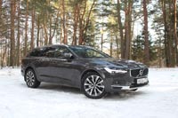 Тест-драйв Volvo V90 Cross Country