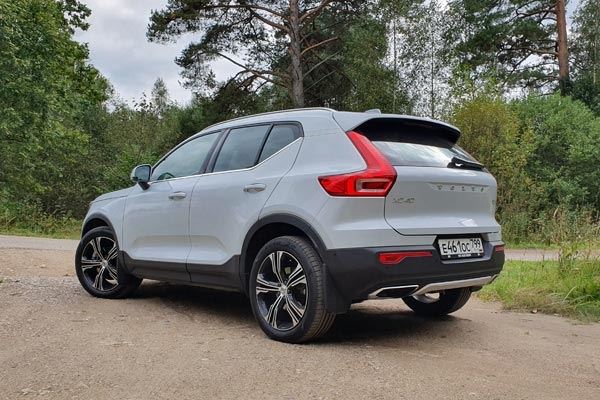 Тест-драйв Volvo XC40