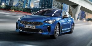 В России начался прием заказов на обновленный фастбек KIA Stinger 2022 модельного года